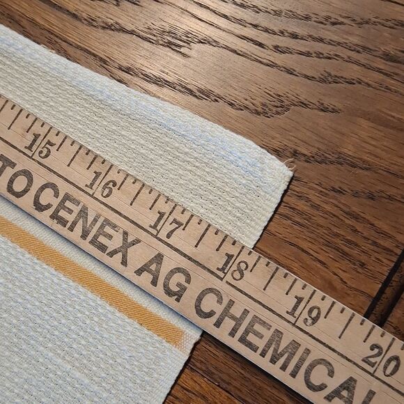 Vintage Tea Towels ( One Tatted Both Sides, One On One Side) - Picture 7 of 10